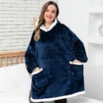 Suéter xadrez azul marinho feminino