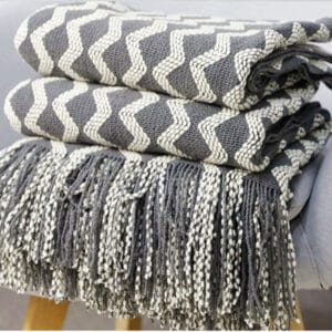 Plaid Gris de Style Norvégien